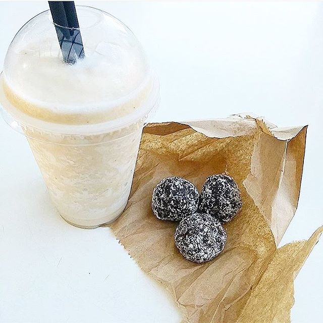 Image of protein balls and a shake