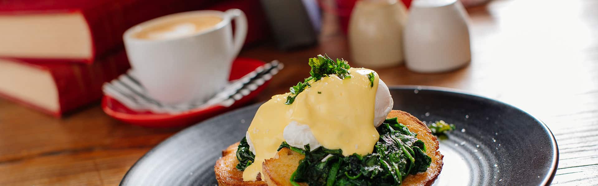 Trading Hours Mingara