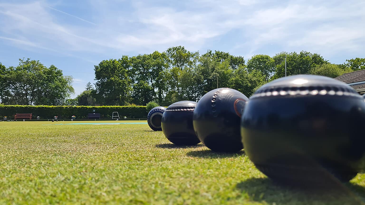 Why Barefoot Bowls is your perfect summer activity Mingara